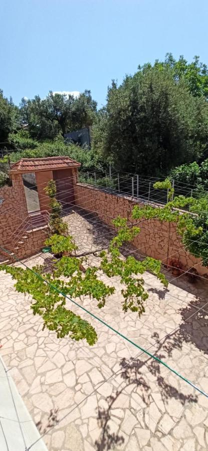 Villa Family Bitri Piqeras Ngoại thất bức ảnh