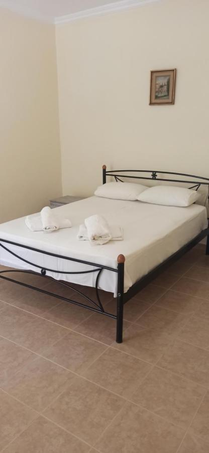 Villa Family Bitri Piqeras Ngoại thất bức ảnh